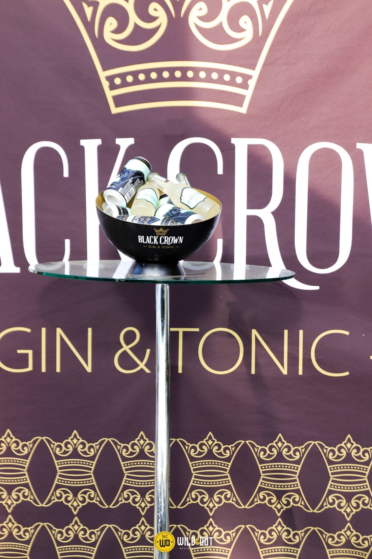 Black Crown gin & tonic activation