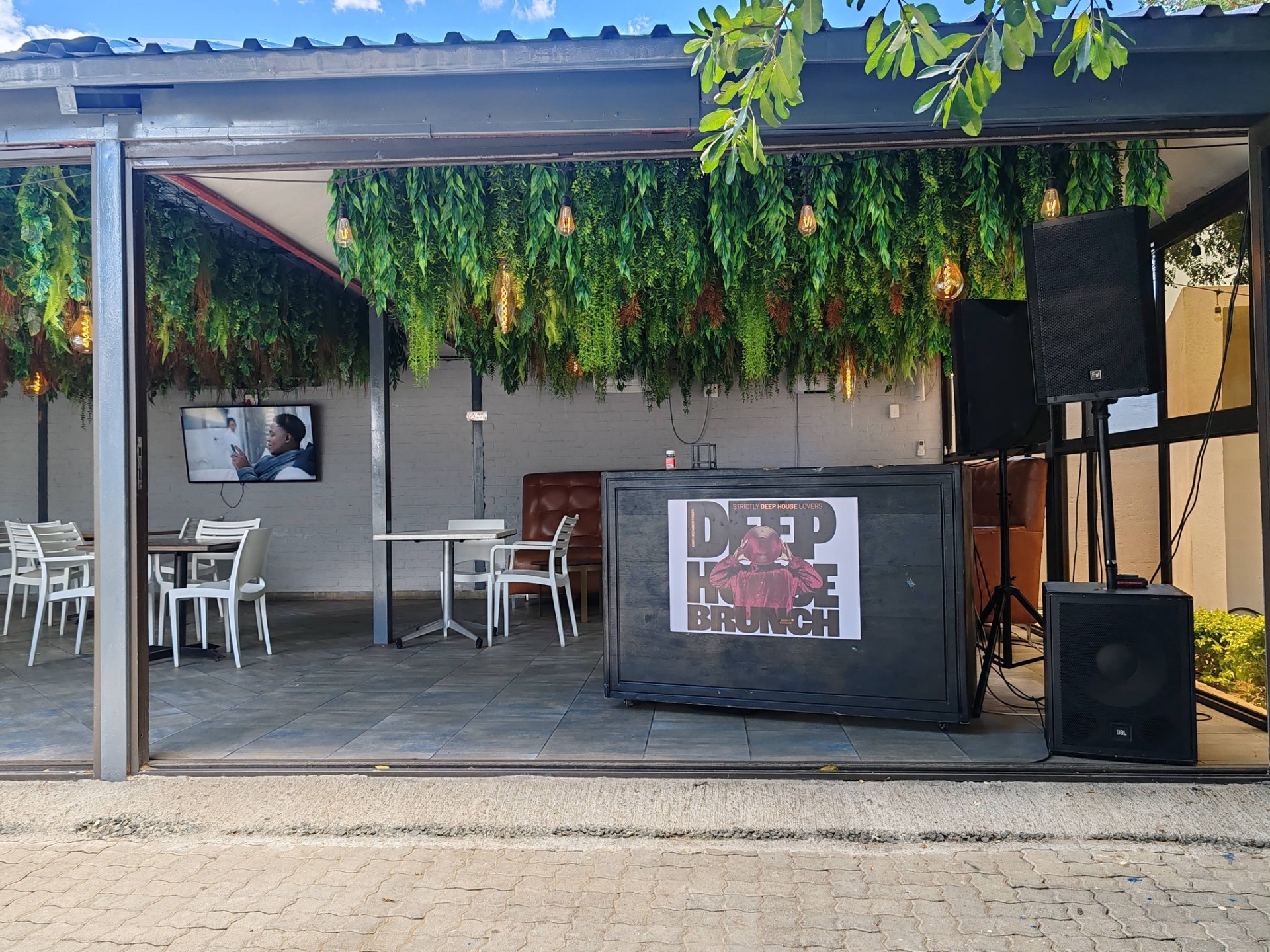 Outdoor stage with Deep House Brunch DJ booth